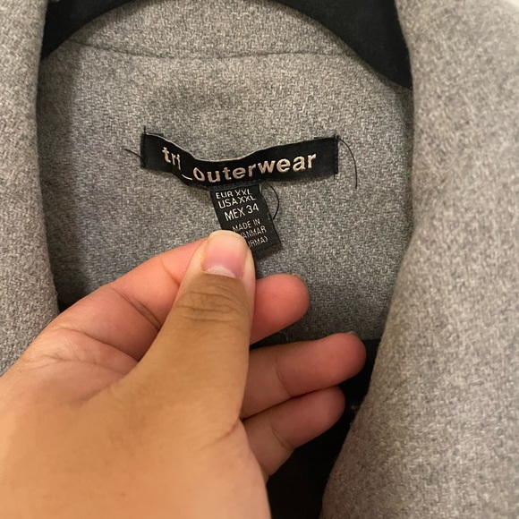 Zara coat - Picture 4 of 4